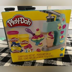 Ice Cream Maker Set - Pink & Yellow NIB